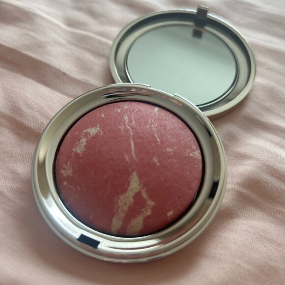 New! Ciate London Marbled Light Illuminating Blush - Picture 3 of 5